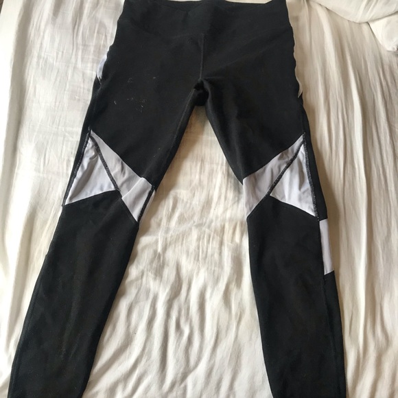 Fabletics Pants - Fabletics workout leggings